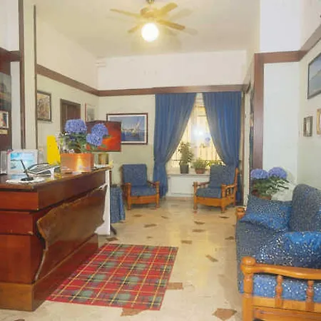 Hotel Puntabella 2*