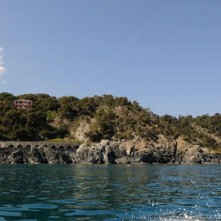 Puntabella 2* Varazze