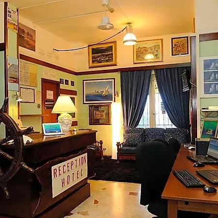 Puntabella Hotel 2*