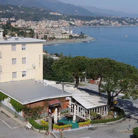 Hotel Puntabella Varazze